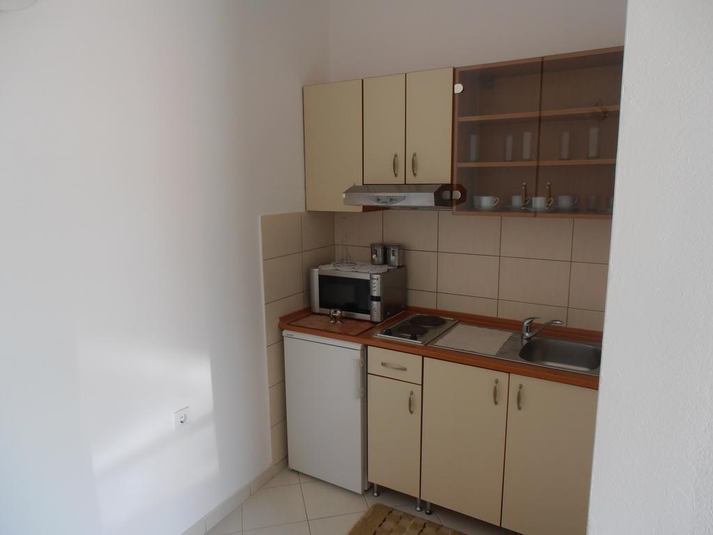 Apartmani Zeljko Vujovic บุดวา ภายนอก รูปภาพ