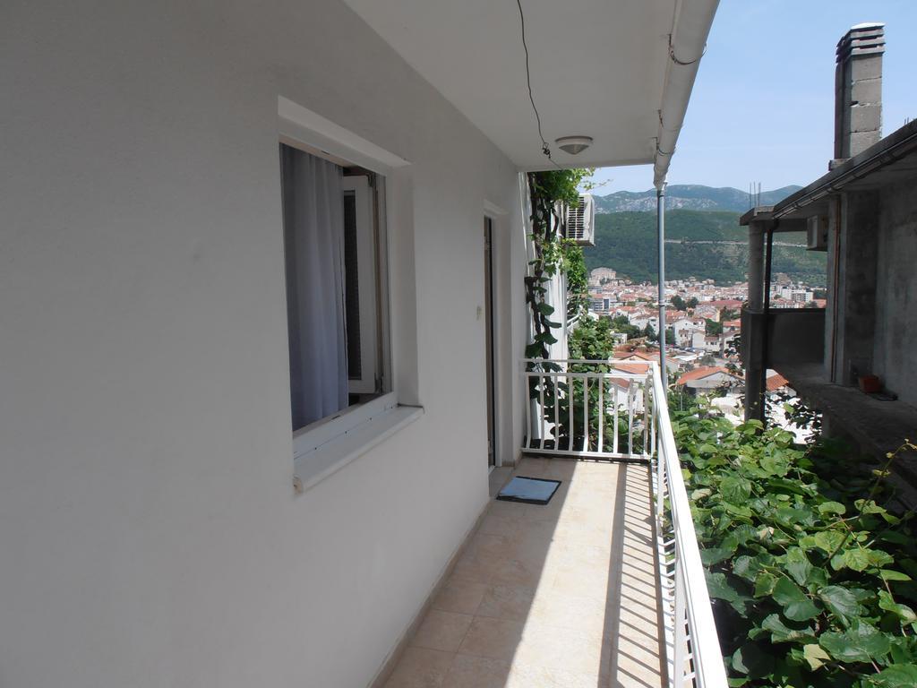 Apartmani Zeljko Vujovic บุดวา ภายนอก รูปภาพ