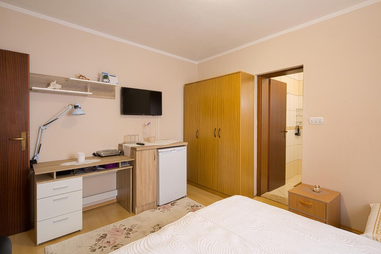 Apartmani Zeljko Vujovic บุดวา ภายนอก รูปภาพ